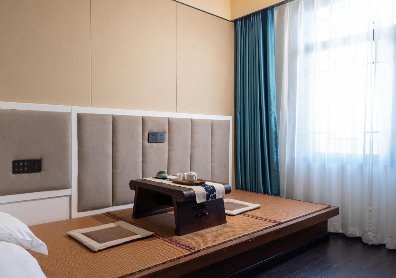 Beijing Tangfu Hotel - Located In The City Center Adjacent To The Subway Station Close To Nanluoguxiang Gulou Lama Temple Tiananmen Square Forbidden City Temple Of Heaven Providing Laundry Car Rental And Ticketing Services Ngoại thất bức ảnh