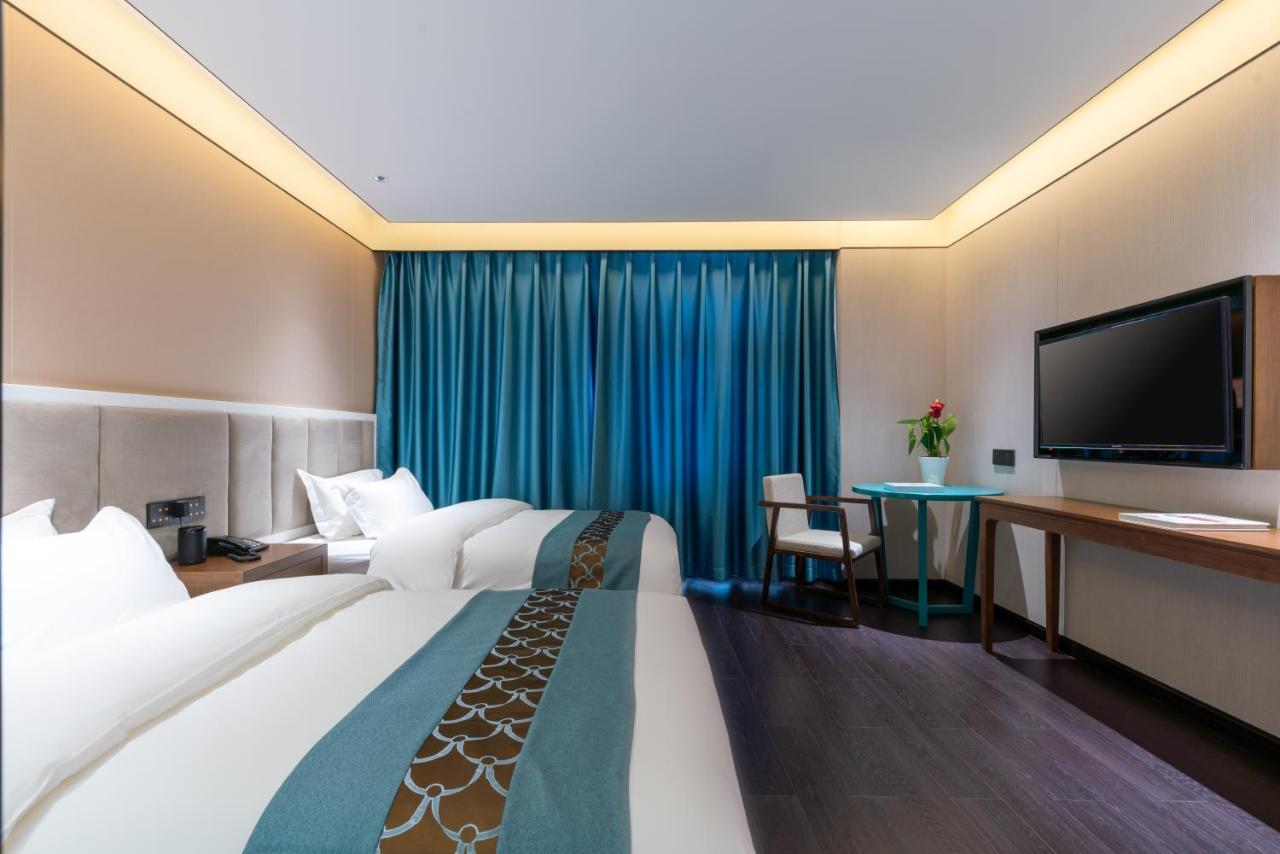 Beijing Tangfu Hotel - Located In The City Center Adjacent To The Subway Station Close To Nanluoguxiang Gulou Lama Temple Tiananmen Square Forbidden City Temple Of Heaven Providing Laundry Car Rental And Ticketing Services Ngoại thất bức ảnh