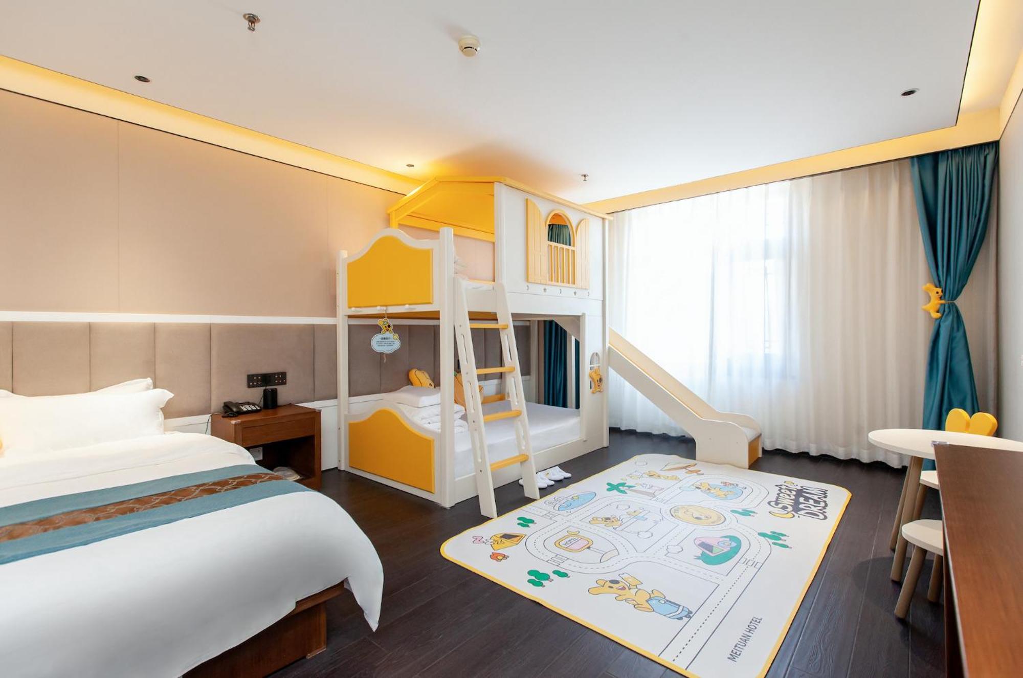Beijing Tangfu Hotel - Located In The City Center Adjacent To The Subway Station Close To Nanluoguxiang Gulou Lama Temple Tiananmen Square Forbidden City Temple Of Heaven Providing Laundry Car Rental And Ticketing Services Ngoại thất bức ảnh